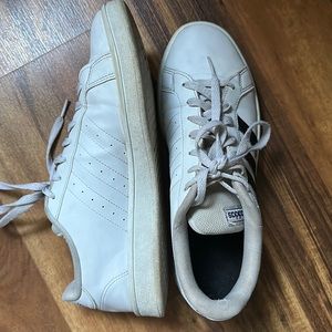 White Adidas Sneakers Men’s 9